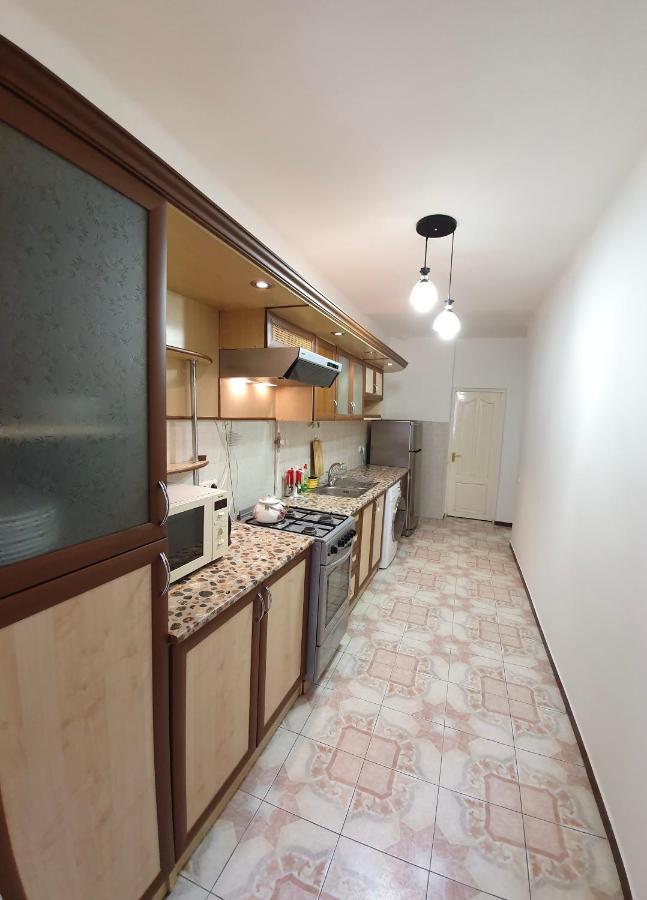 Cozy Apartment Near Opera House Jerevan Exteriör bild